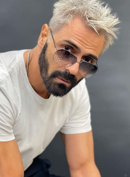 Benar-benar fresh, potret teranyar 7 pemain film Om Shanti Om