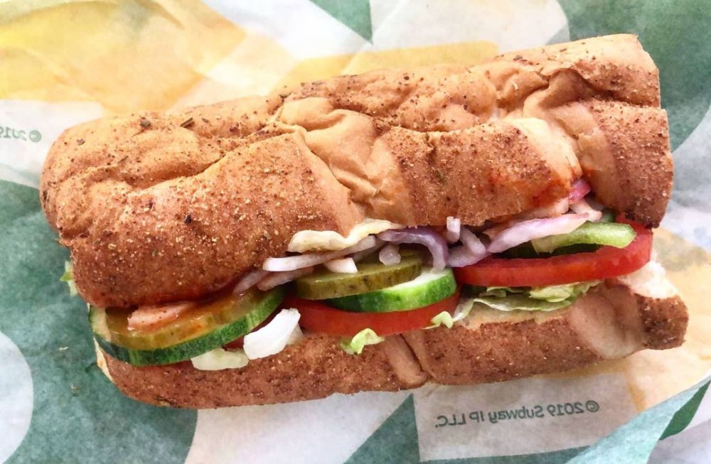 Bakal hadir di Indonesia, ini 7 menu andalan Subway di berbagai negara