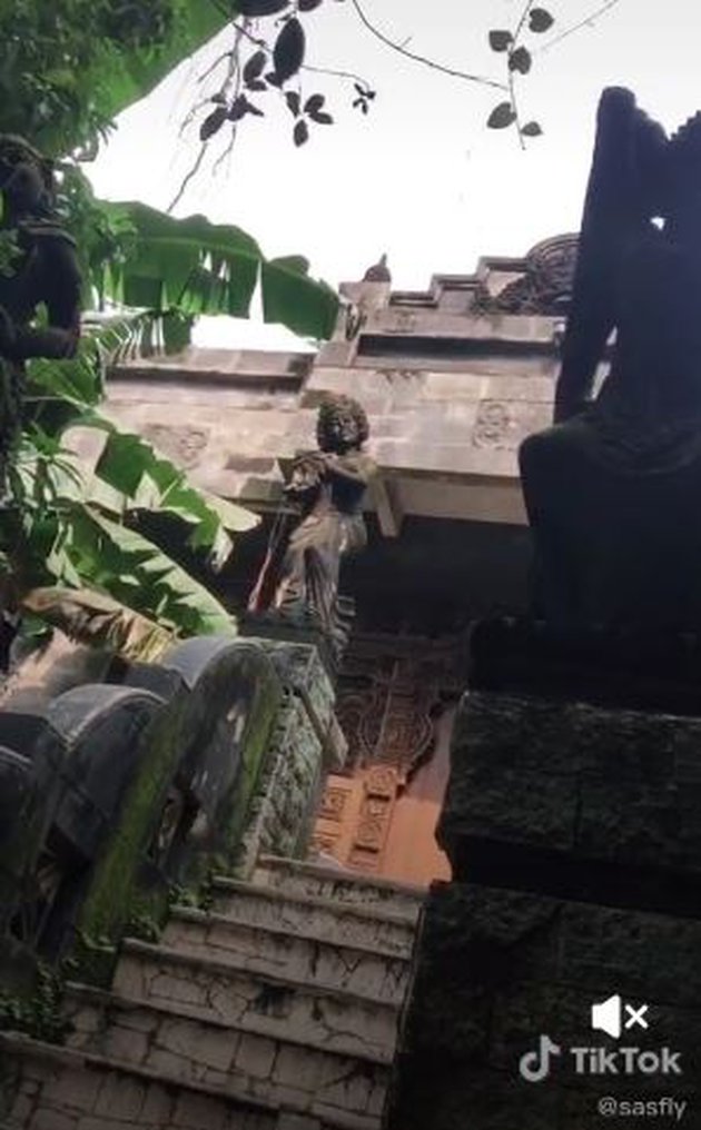 9 Potret rumah 'Istana Wong Sintinx' Ki Joko Bodo, ditaksir Rp 25 M