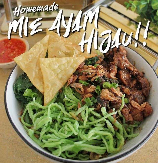 Resep mi ayam ala rumahan berbagai sumber Resep mi ayam ala rumahan berbagai sumber