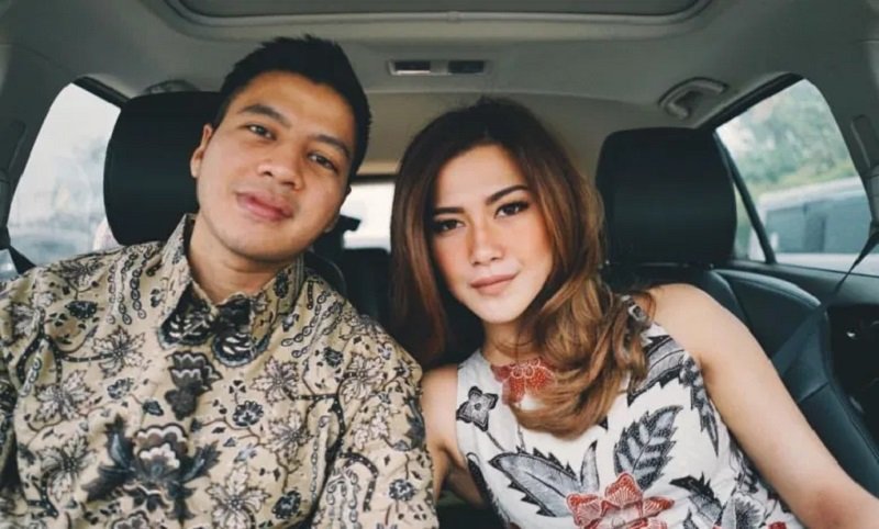 Terancam karam, ini 5 perjalanan bahtera cinta Dita Fakhrana & Ilham
