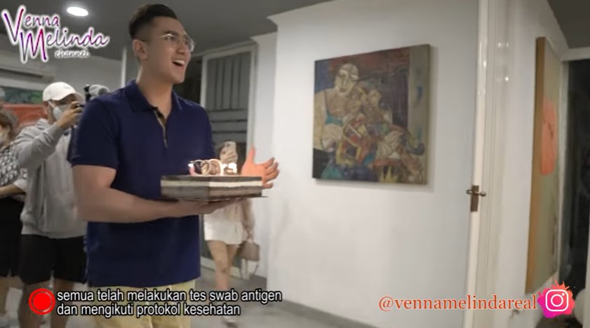 9 Momen ultah Athalla Naufal, dapat kado mewah dari Venna Melinda