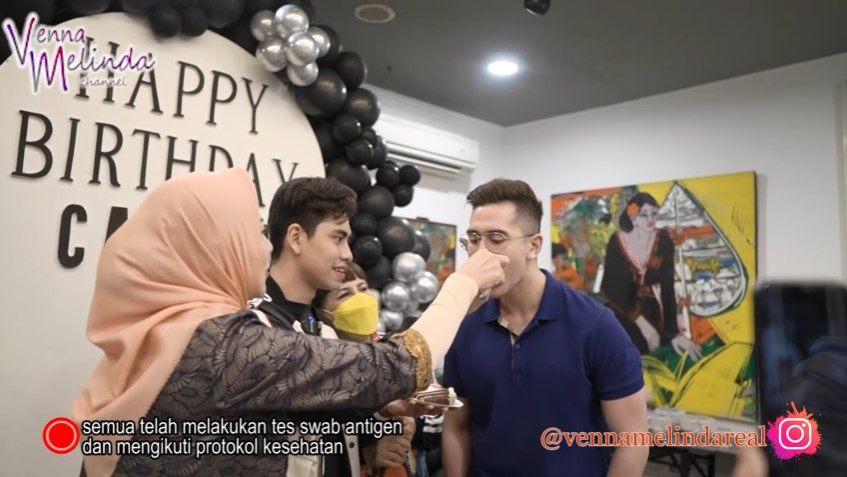 9 Momen ultah Athalla Naufal, dapat kado mewah dari Venna Melinda