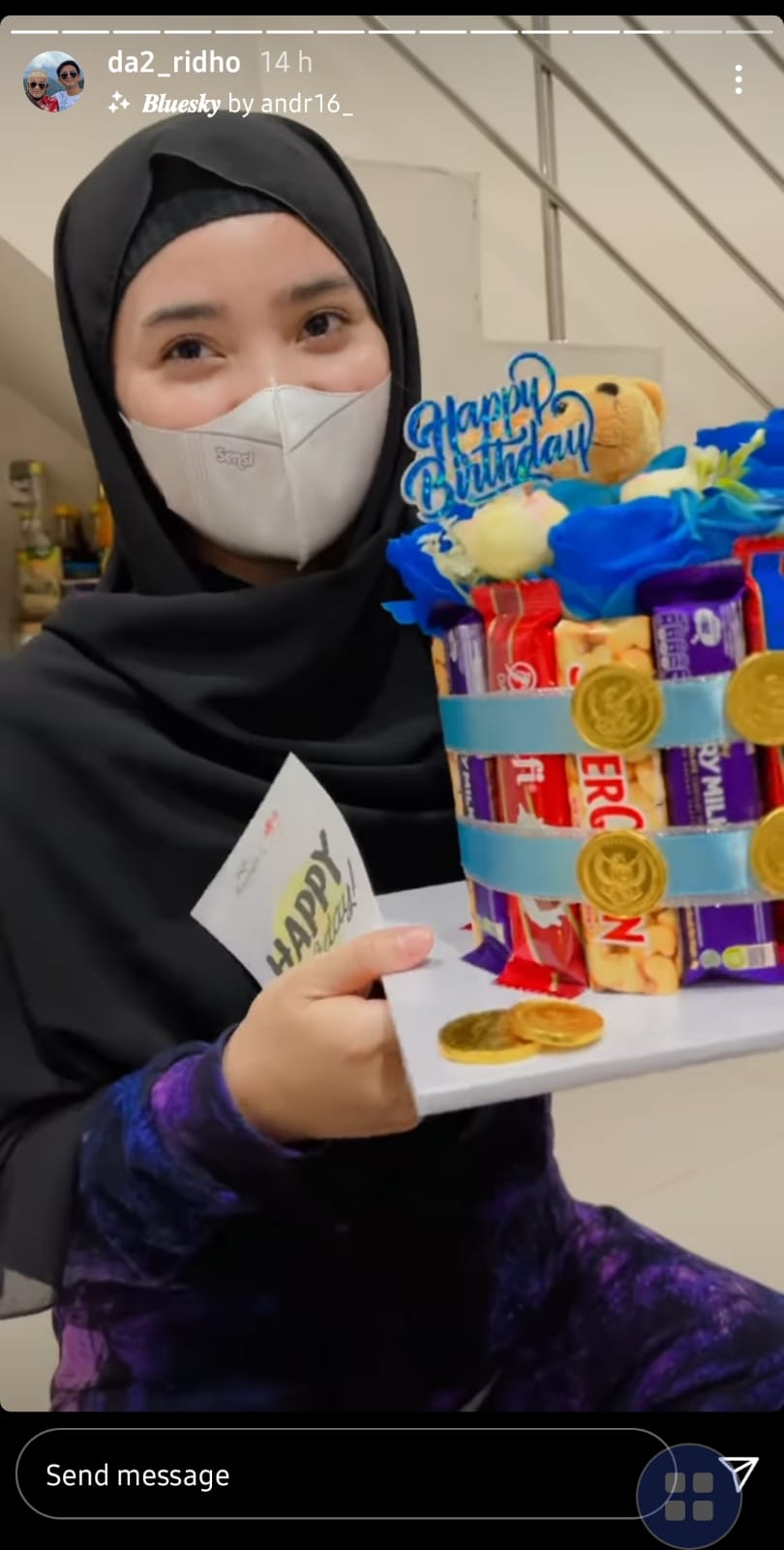 7 Momen Ridho DA rayakan ulang tahun calon istri Syifa, hadiahnya unik