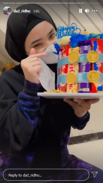 7 Momen Ridho DA rayakan ulang tahun calon istri Syifa, hadiahnya unik