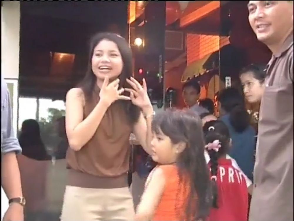 7 Potret lawas ulang tahun Tasya Kamila, gaya Rossa bikin pangling