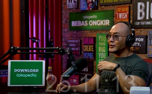 Kesulitan bantu tukang ketoprak saat PPKM, Deddy Corbuzier geregetan