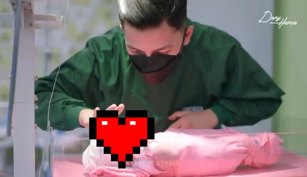 Baru diungkap, ini 7 potret perjuangan Nella Kharisma melahirkan