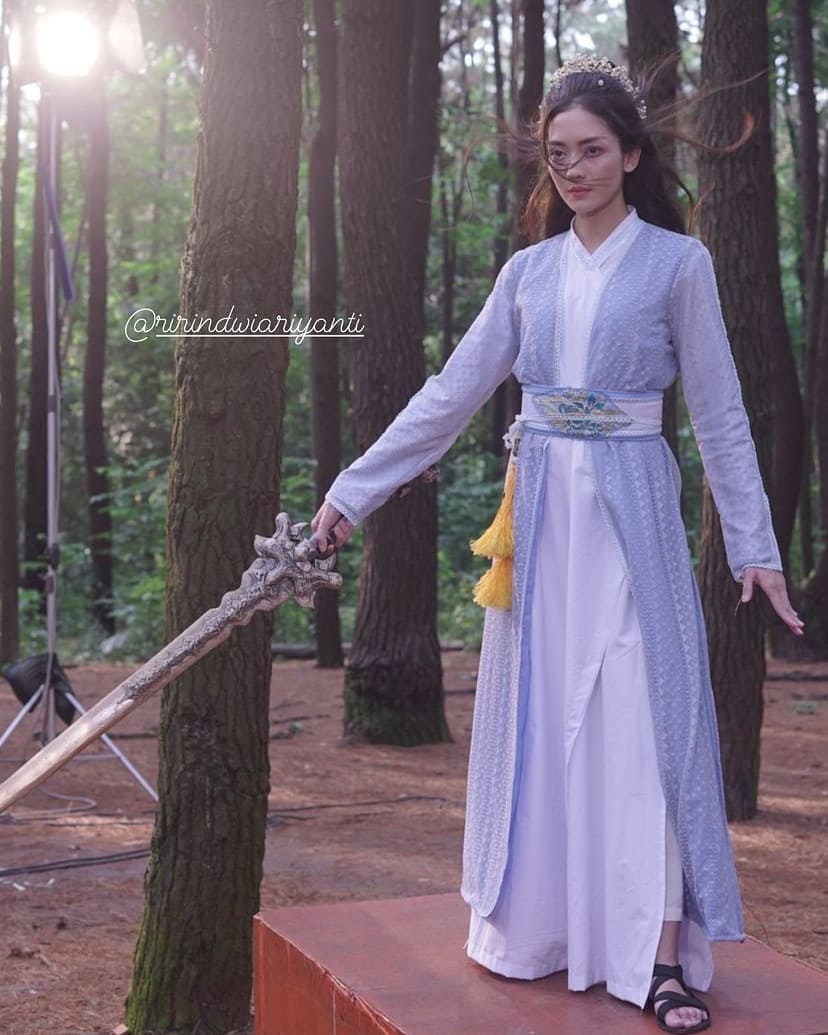 Coba peran baru, 9 seleb di sinetron kolosal ini bukti multitalenta