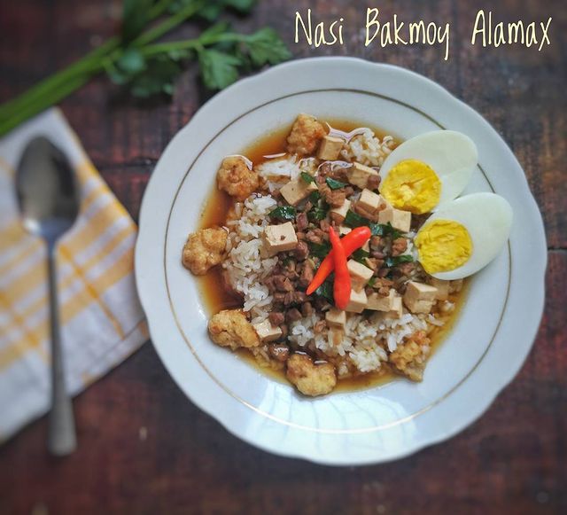 Resep nasi bakmoy ala rumahan berbagai sumber Resep nasi bakmoy ala rumahan berbagai sumber