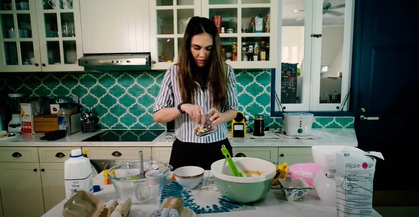 Intip resep banana bread ala Luna Maya, simpel dan menyehatkan
