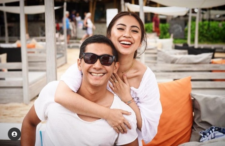 11 Kenangan romantis Kenang Mirdad & Tyna Kanna, kini di ambang cerai