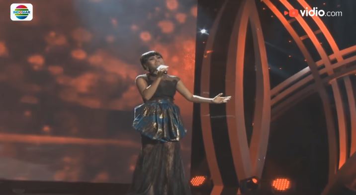 9 Potret lawas Evi Masamba jadi kontestan D'Academy, gayanya totalitas