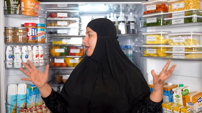 11 Potret dapur Tasyi Athasyia, estetik dan rapi mirip supermarket