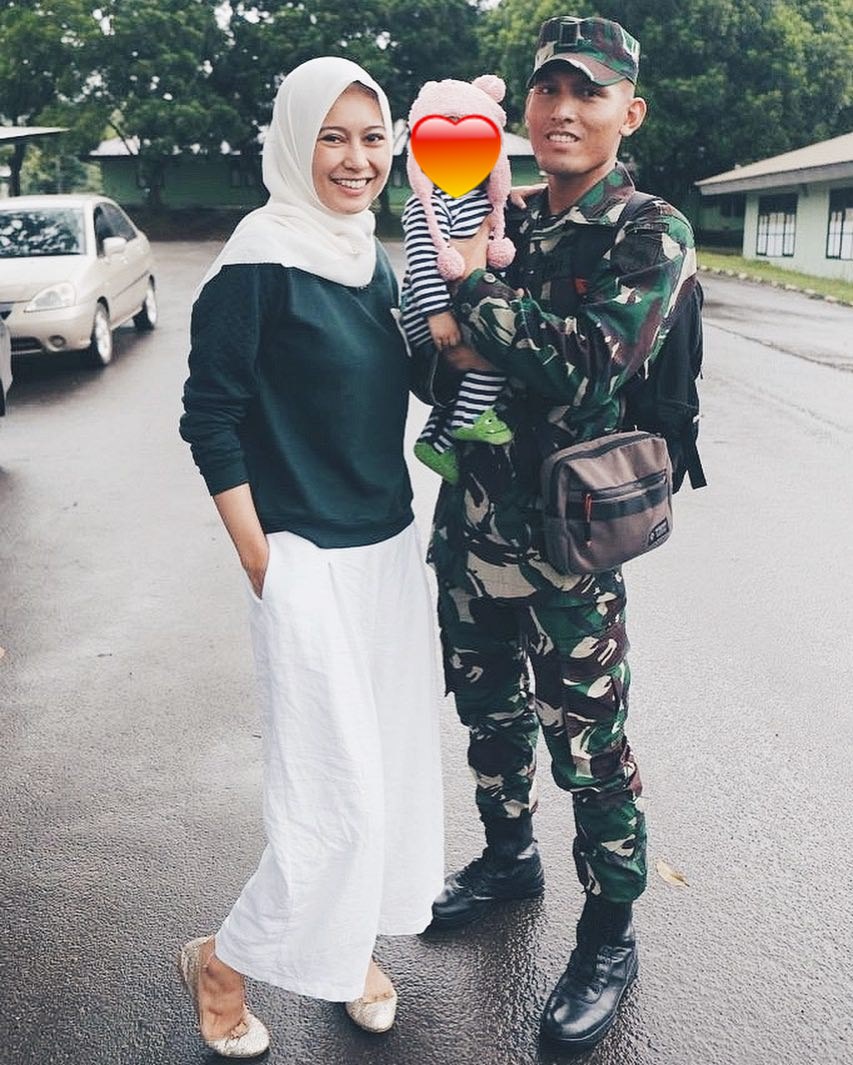 5 Seleb cantik ini jatuh hati dengan pesona tentara, ada Joy Tobing