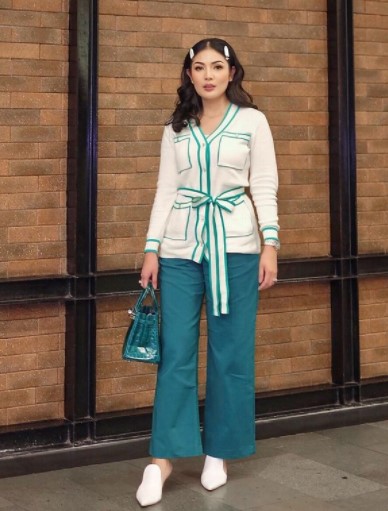 Kabar 9 penyanyi wanita hits era 2000-an, Astrid kolaborasi bareng Dul