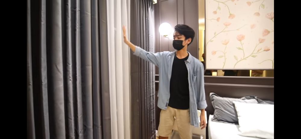 11 Potret kamar tidur Anwar Sanjaya, mural taman bunga bikin estetik