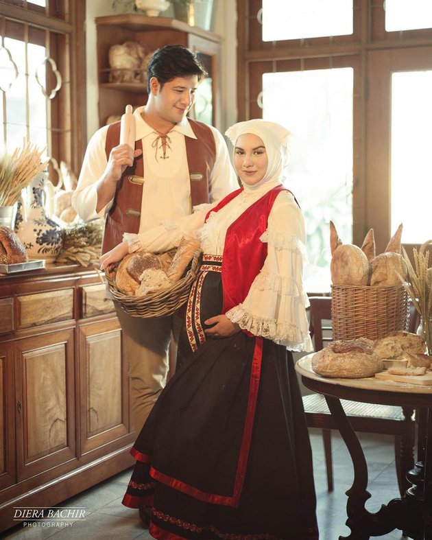 Tetap cantik meski buncit, gaya maternity 13 pesinetron ini inspiratif