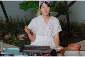 5 Trik Anissa Aziza BBQ-an di rumah, praktis nggak makan waktu lama