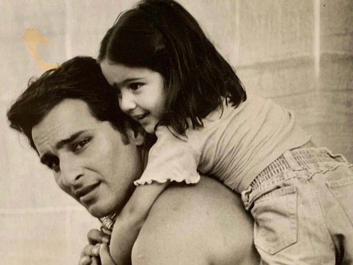 Sesama seleb top Bollywood, ini 9 potret Sara Ali Khan kecil & ayahnya