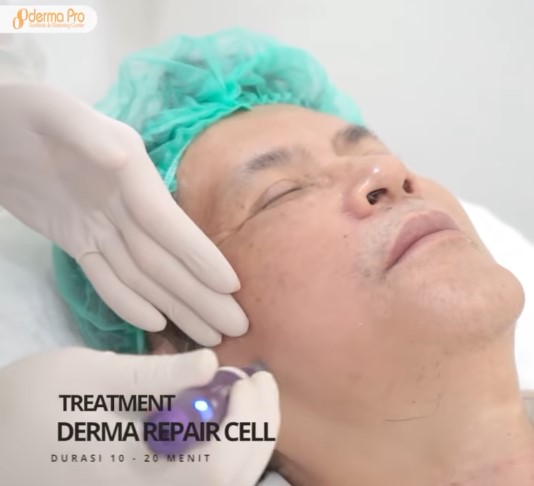5 Potret dokter Boyke sebelum & sesudah perawatan wajah, makin glowing