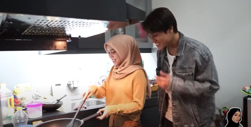 Potret dapur minimalis 9 jebolan Top 3 D'Academy, rapi dan bersih