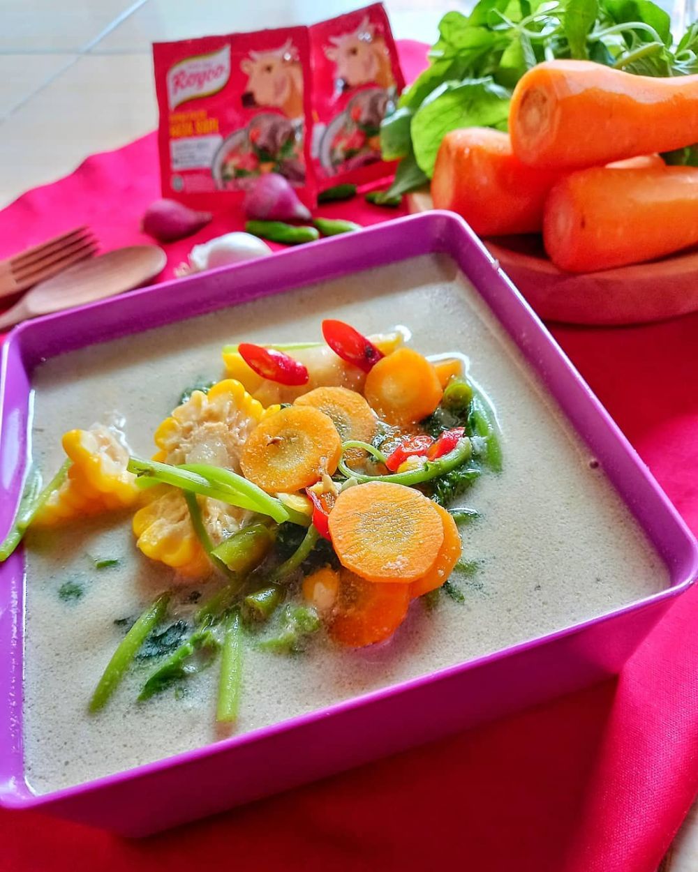 9 Resep bobor bayam rumahan, bergizi dan gurih abis