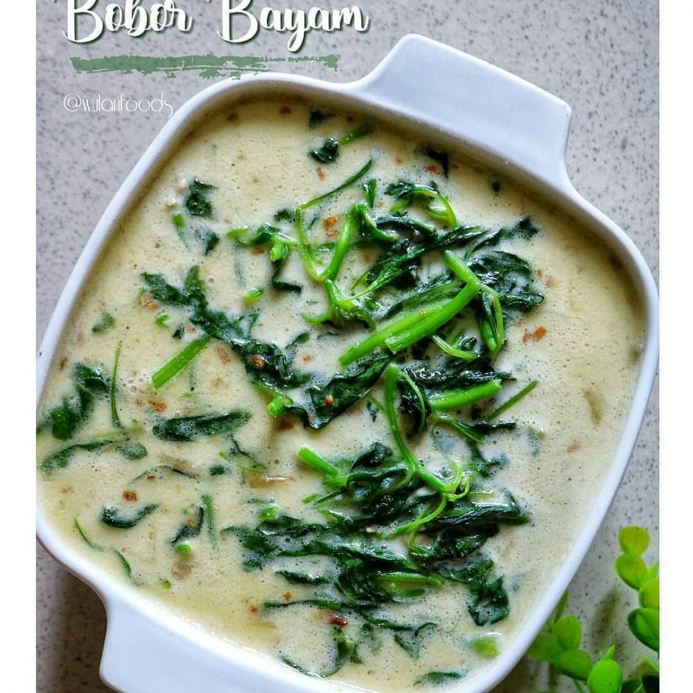 9 Resep bobor bayam rumahan, bergizi dan gurih abis
