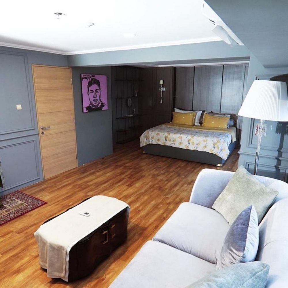 8 Potret apartemen Ivan Gunawan yang dijual, interiornya elegan