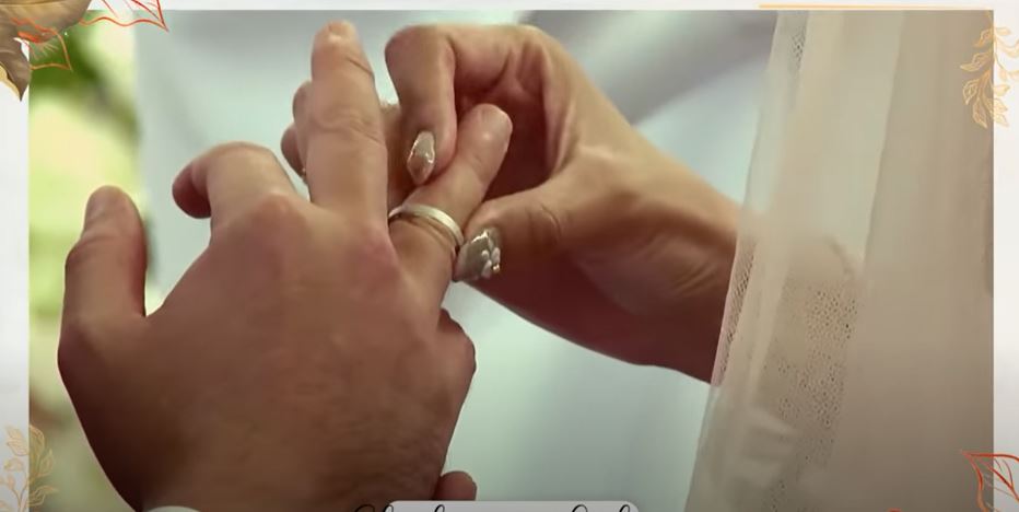 9 Potret pemberkatan pernikahan Catra Felder, anak Minati Atmanagara