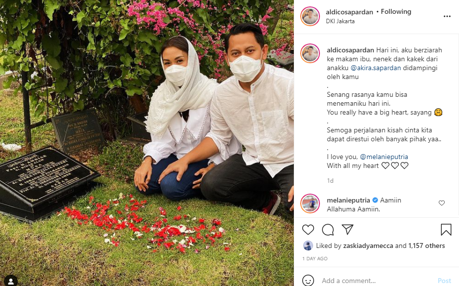 Jelang nikah, Melanie Putria ziarah ke makam istri calon suaminya