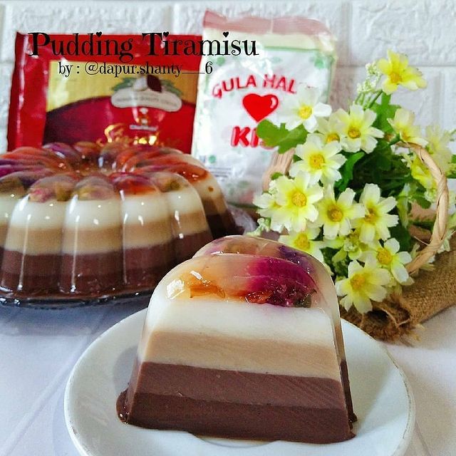 9 Resep puding tiramisu, enak, lembut, dan rasanya jempolan