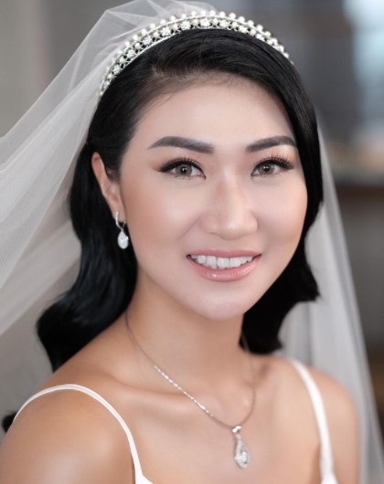 9 Momen nikah Theresa Wienathan asisten Nia Ramadhani, digelar mewah