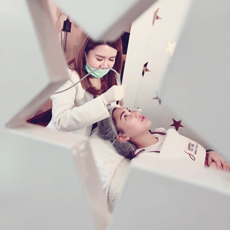 7 Potret Ayu Ting Ting sebelum & sesudah perawatan wajah, kian glowing