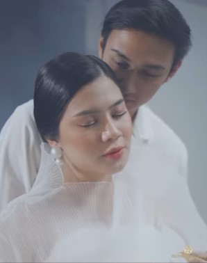  7 Pemotretan maternity Felicya Angelista, dipuji seperti bidadari