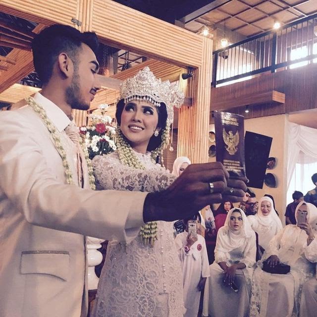 Momen pernikahan 7 pembalap, David Tjiptobiantoro resepsi di Maldives