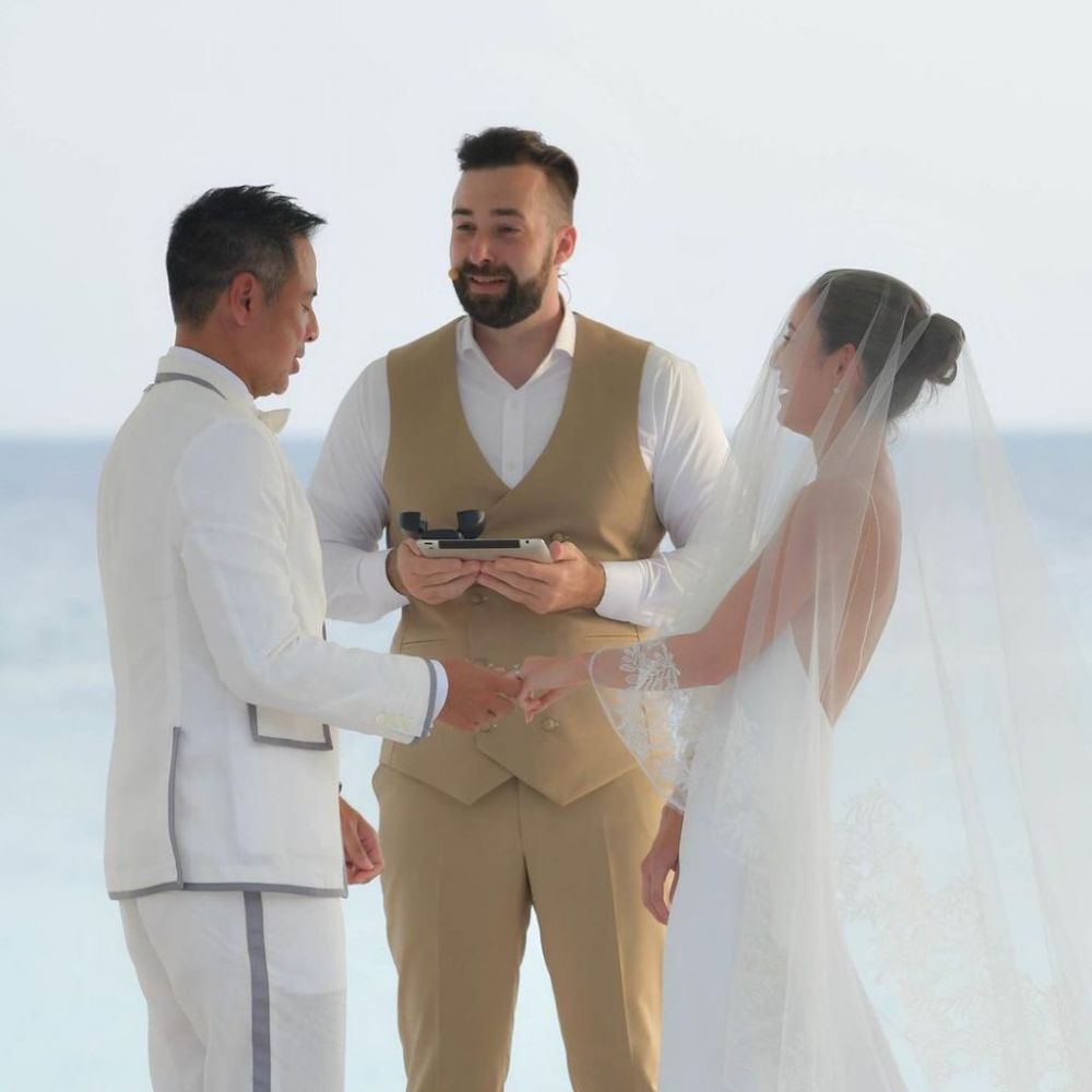 Momen pernikahan 7 pembalap, David Tjiptobiantoro resepsi di Maldives