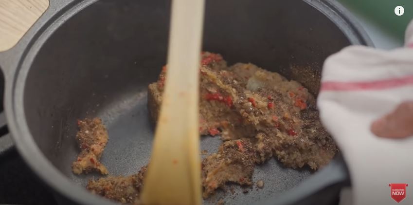 11 Momen Lord Adi masak sup tulang bareng Chef Arnold, kompak banget