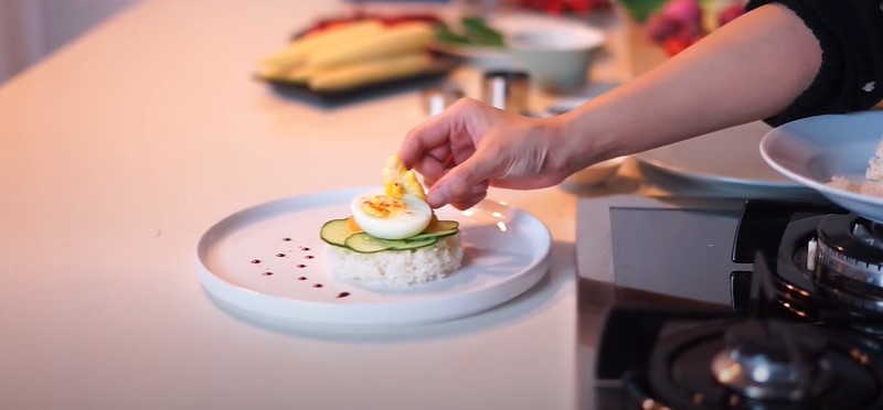 9 Cara Chef Marinka plating masakan rumahan jadi cantik ala restoran