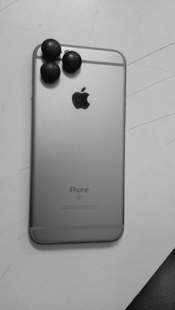 Saking pengin iPhone 13, 15 potret pakai smartphone ini bikin nyengir