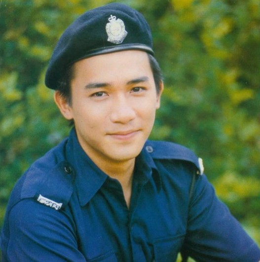 Jadi idola generasi 90-an, intip 9 potret masa muda Tony Leung