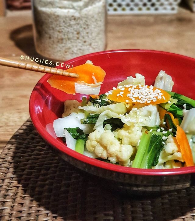 Makanan rumahan 9 seleb saat diet ini sederhana dan gampang ditiru