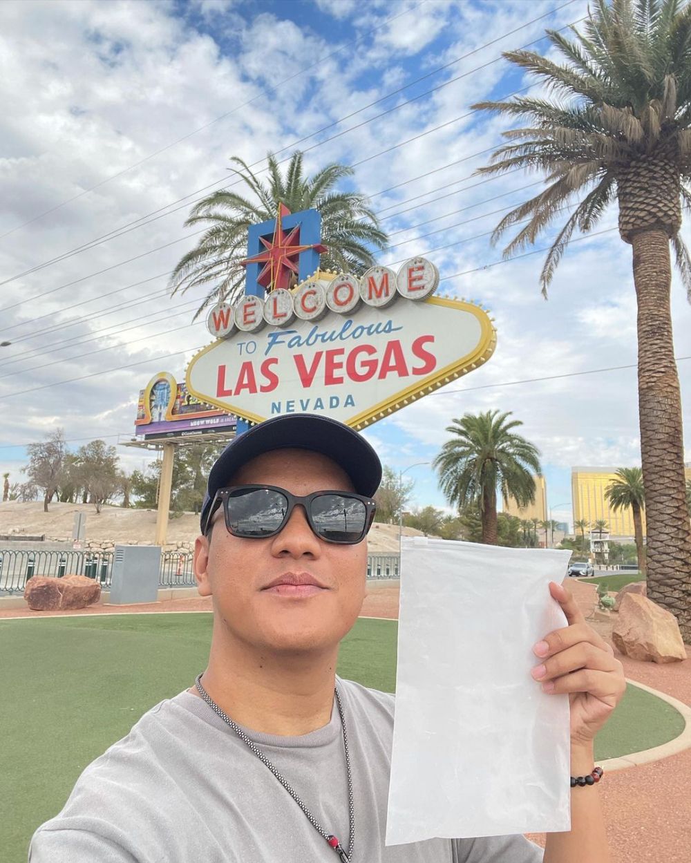 Arief Muhammad jual kantong isi udara Las Vegas, ditawar Rp 150 juta