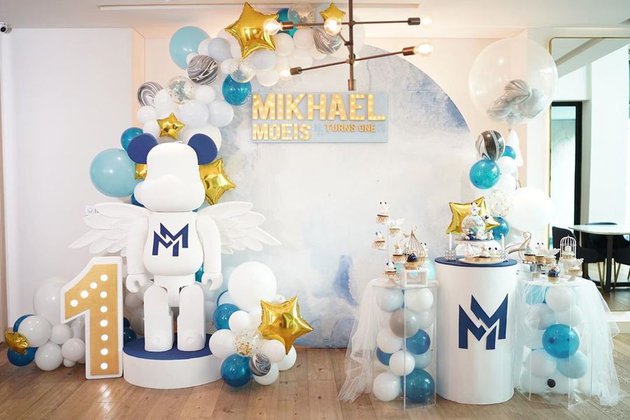 Kue ulang tahun 9 anak seleb yang ke-1, meriah dan manis abis