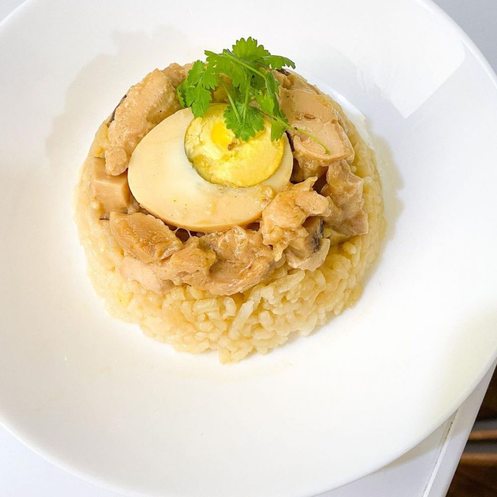 9 Resep nasi tim ayam rumahan, gurihnya bikin lupa daratan