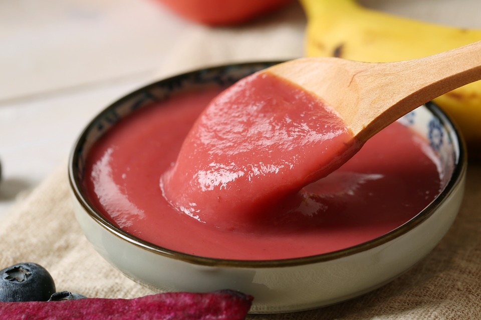 7 Trik MPASI pertama ala Vebby Palwinta, anak auto lahap makan