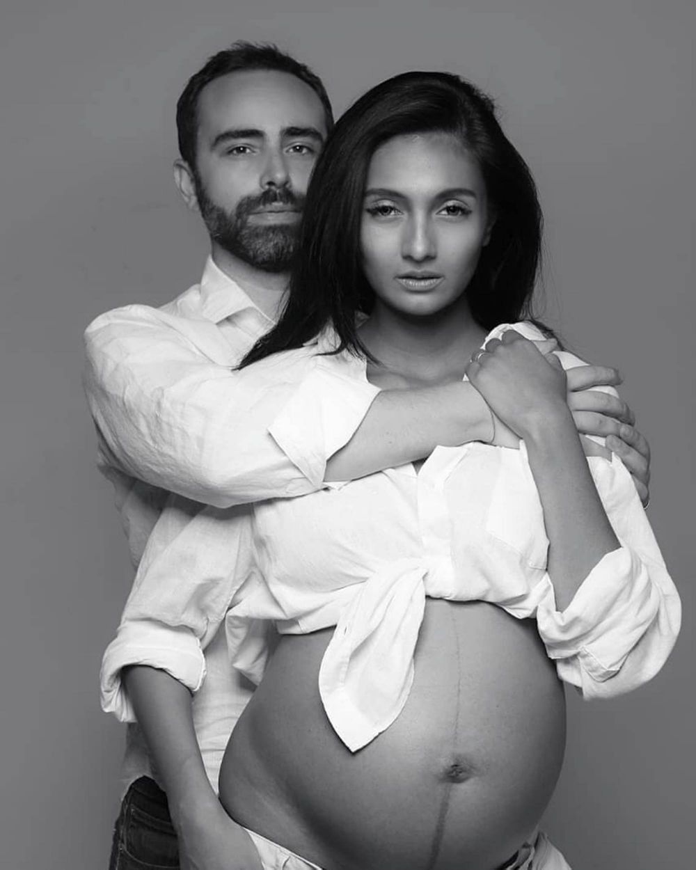 Gaya maternity shoot 9 model catwalk, estetik dan penuh makna