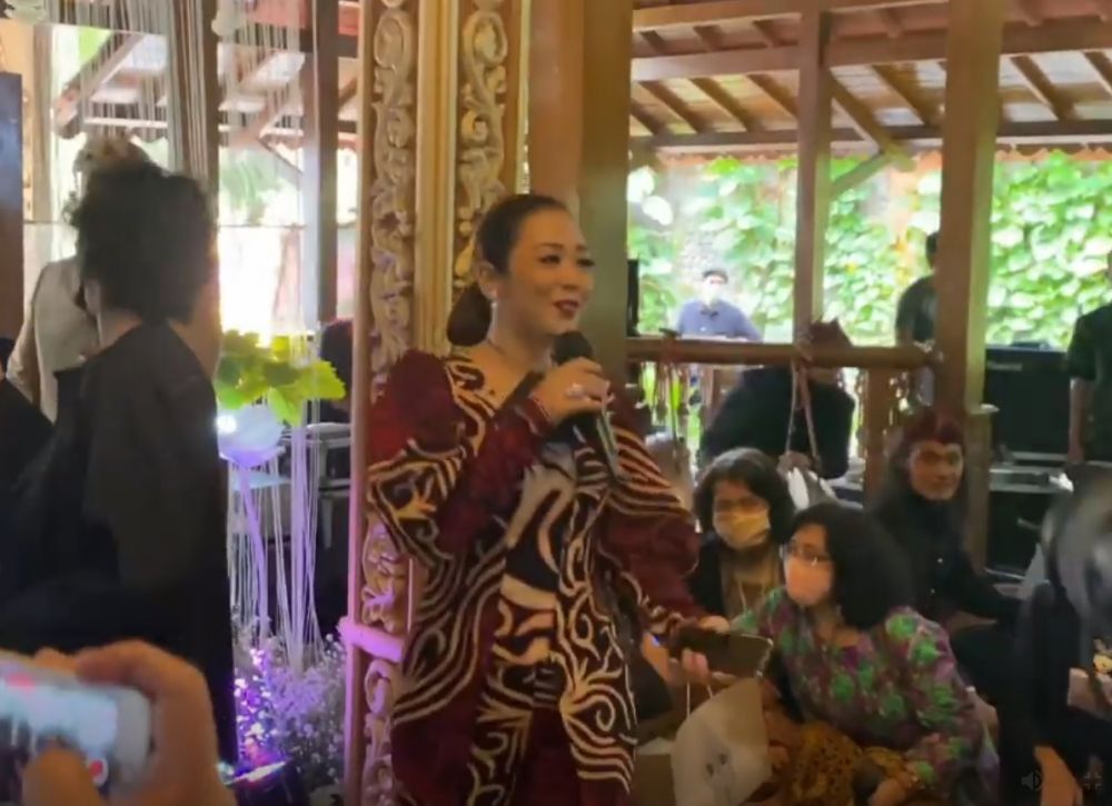 Gelar resepsi anak, ini 9 momen Sujiwo Tejo perform bareng Soimah
