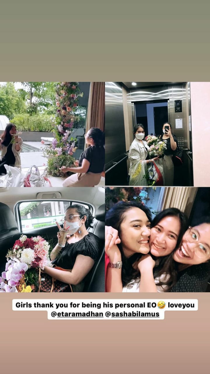 7 Momen lamaran Putri Tanjung, sosok kekasih bikin penasaran