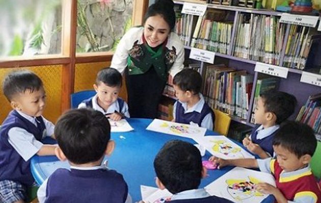 15 Potret sekolah milik Yuni Shara, biaya SPP tak sampai Rp 5.000